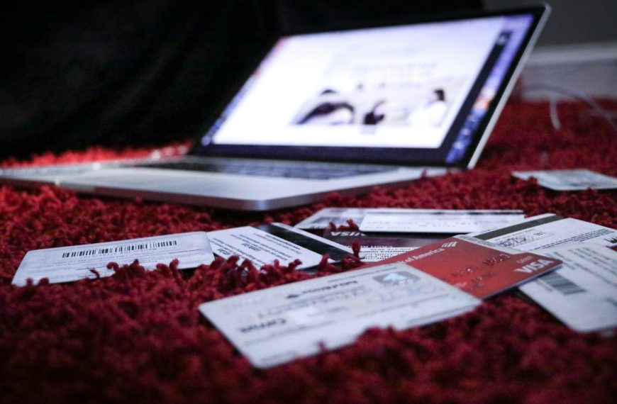 Debt Traps Nobody Warns Young Adults About